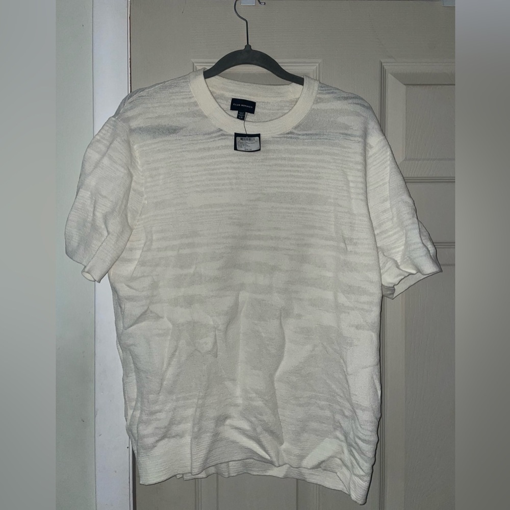 White cotton crewneck men’s shirt